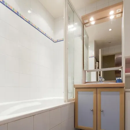 Appartement Charming Parisian Rooftop ! 120m2 For 8 People *